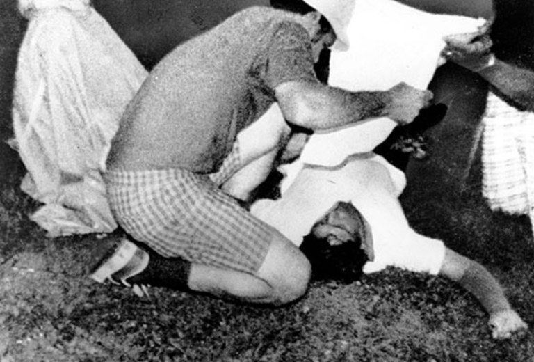 Lee Trevino on ground after getting hit by lightning